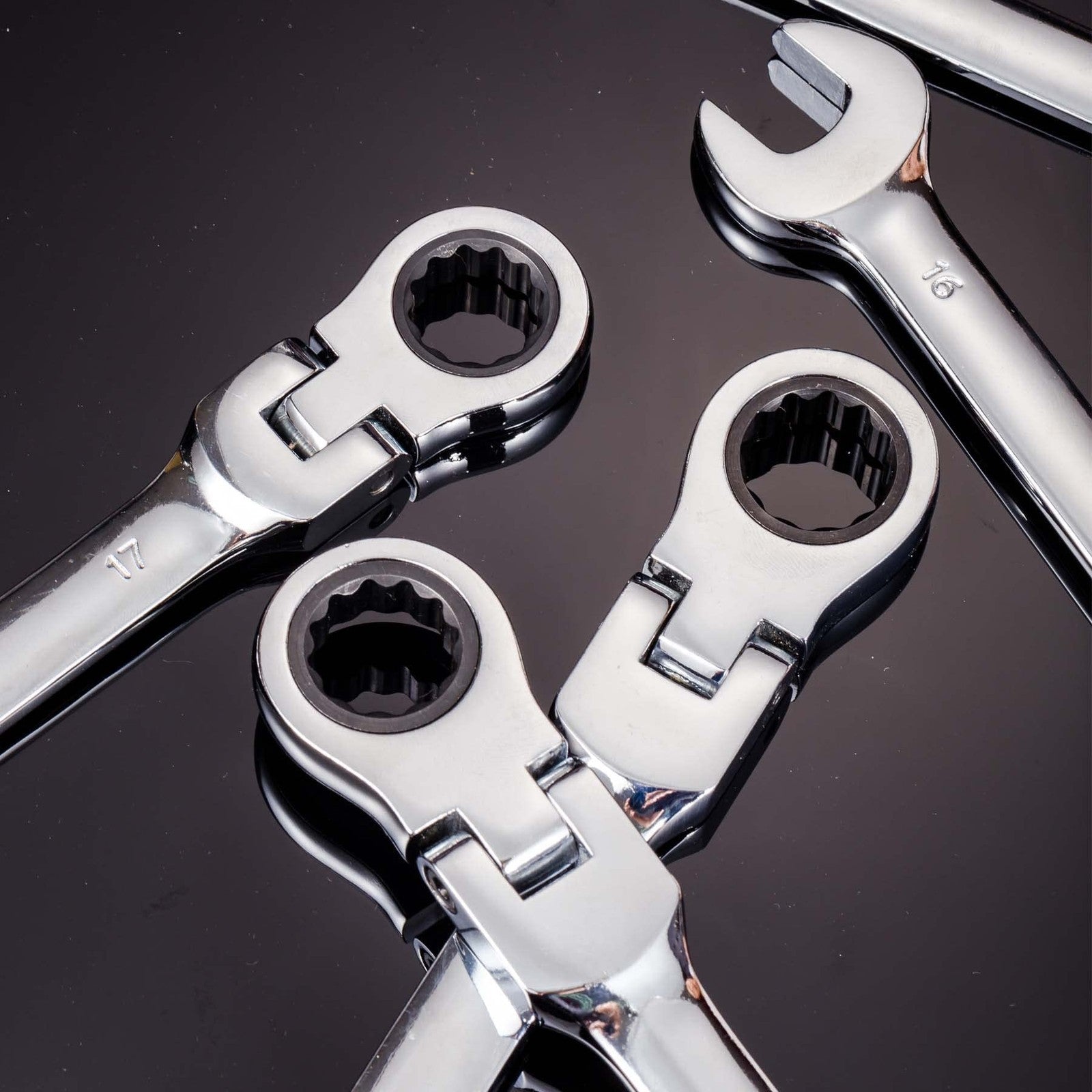 Metric Flex Head Ratcheting Wrench Set 8-Pc 9-17mm 72-Tooth CR-V